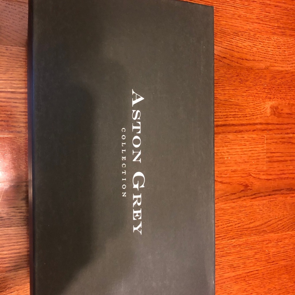 Ashton Grey -Kobe Men’s shoe